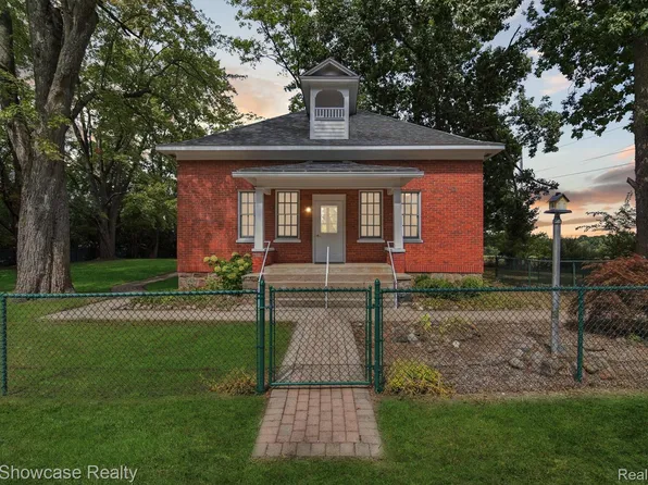 11000 Dexter Chelsea Rd, Dexter, MI 48130