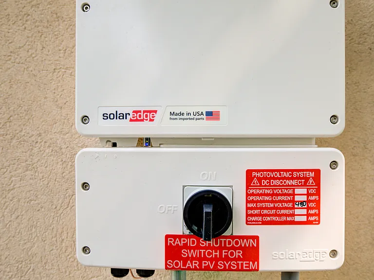 BENEFITS OF SOLAR= low energy bills
credits from summer roll into winter.