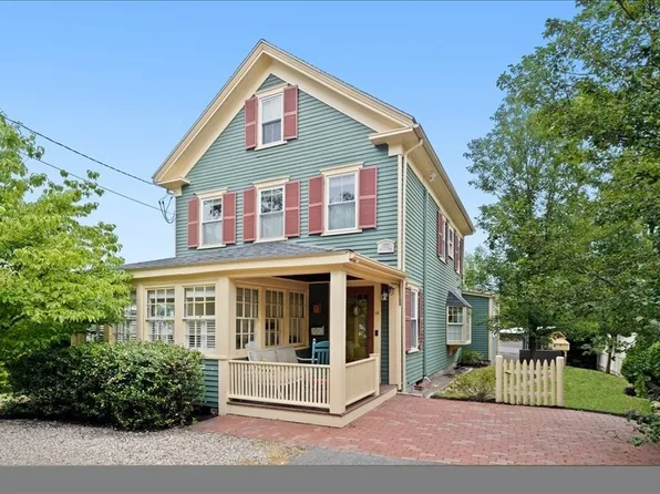 13 Ship St, Hingham, MA 02043
