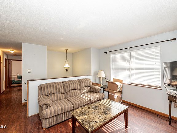 3rd image of 348 Sky Valley Cir