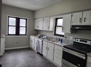 529 Sullivan Ave, Waterloo, IA 50701