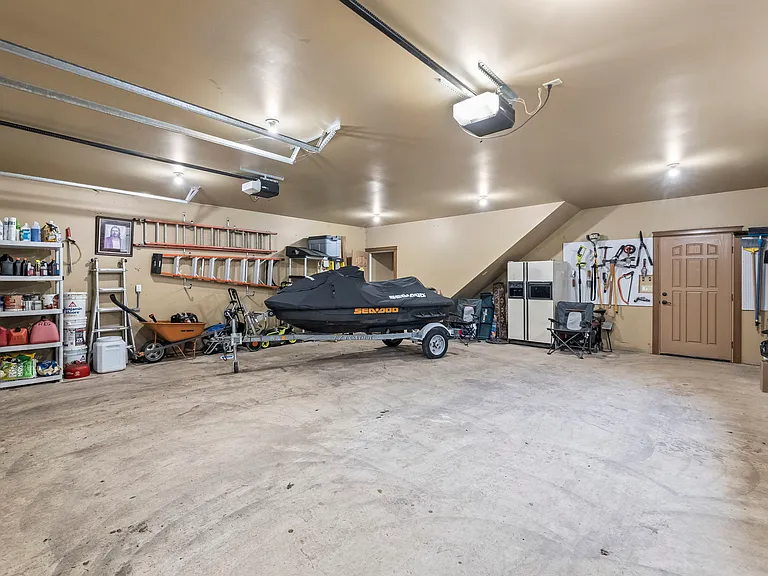Garage - Seadoo (not included)