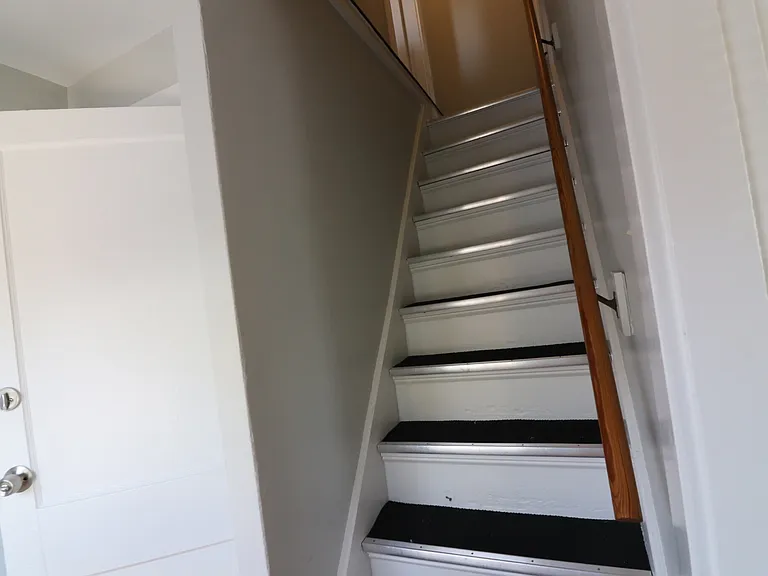 29 McKenn St #2 — Photo 11