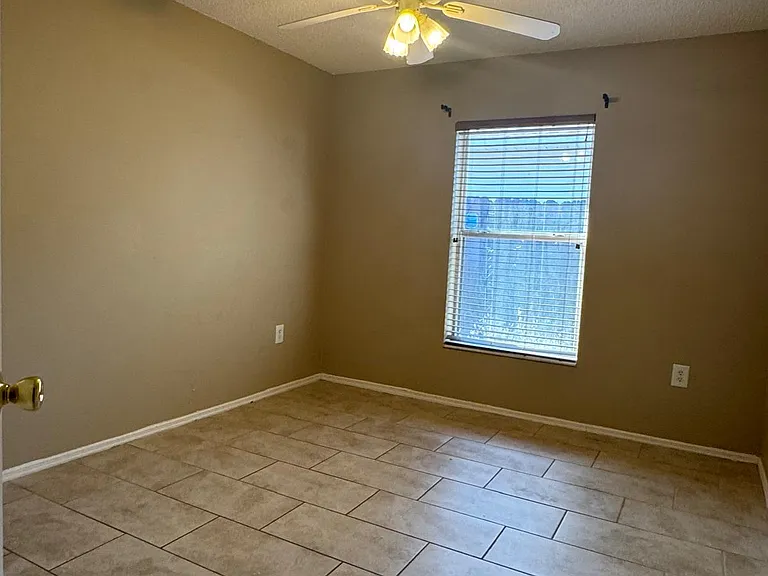 2713 Palm Isle Way — Photo 20