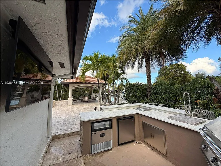 13105 Biscayne Island Ter — Photo 9