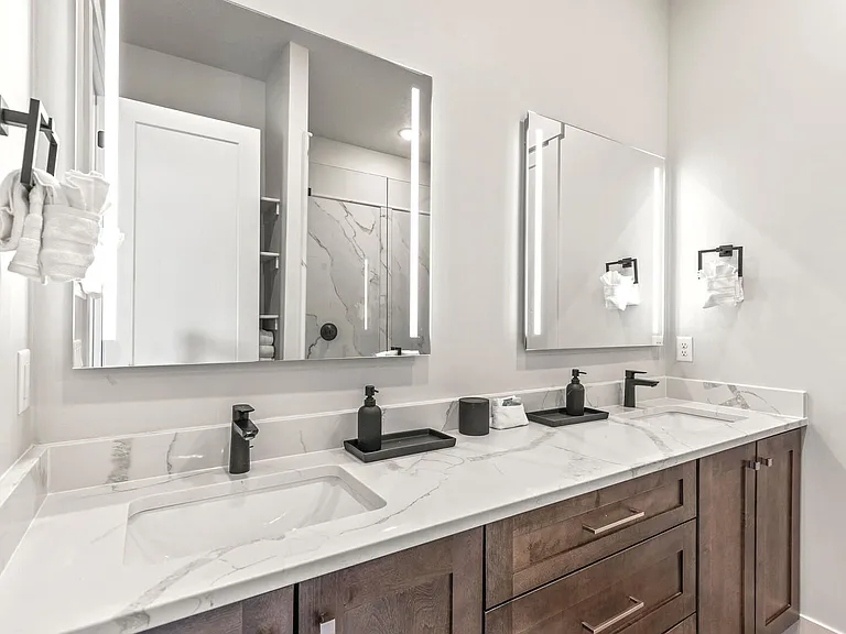6537 Silver Creek Dr — Photo 20
