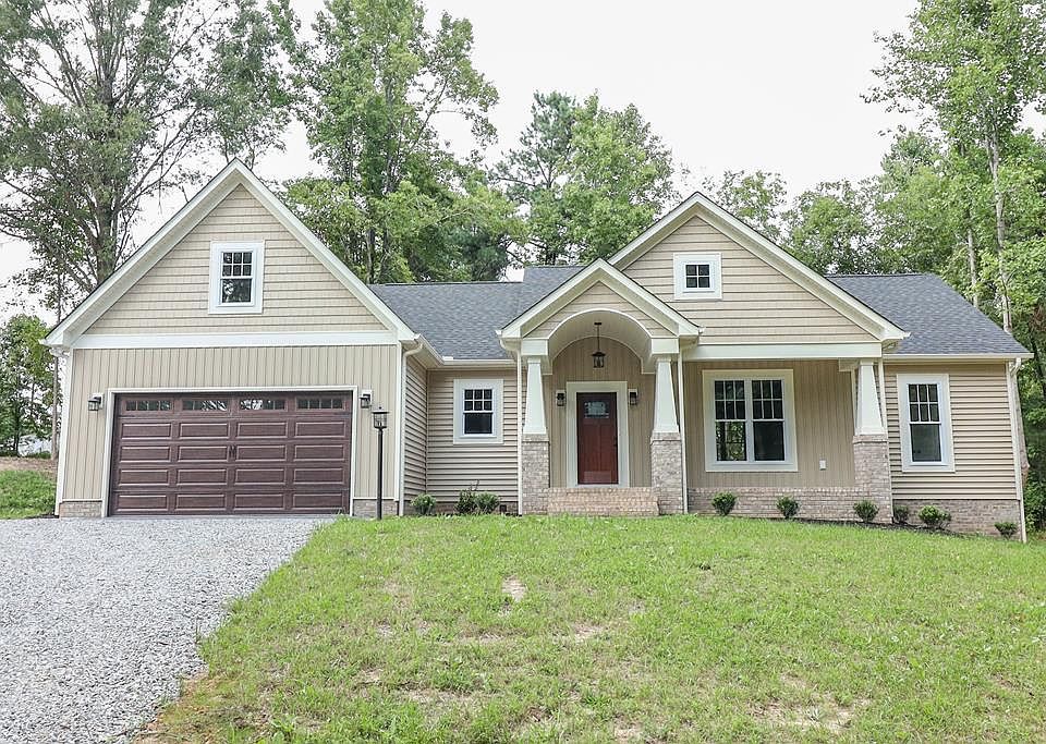 1st image of 107 Rolling Acres Ln