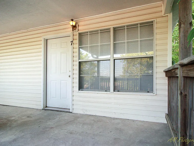 815 N Storer Ave #7 — Photo 12