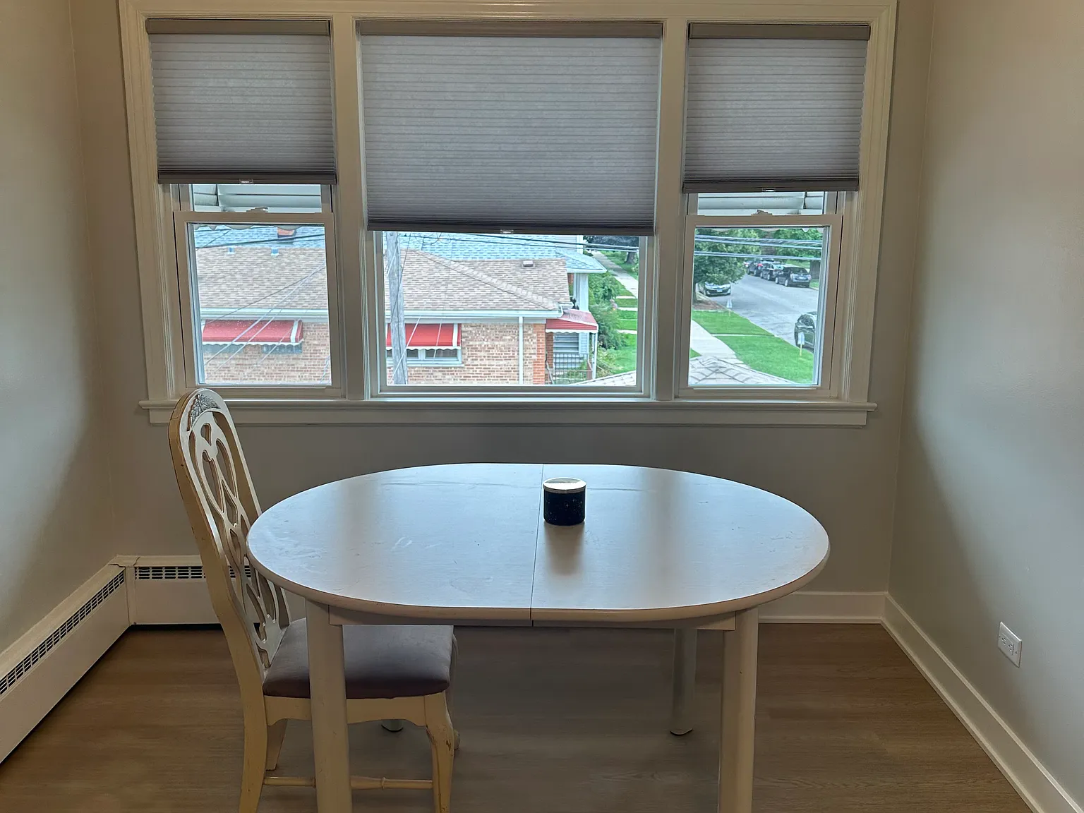 3 bed, $2,100 — Photo 4