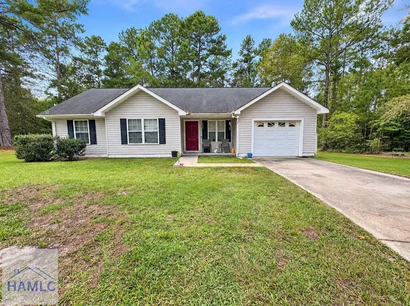50 Palm Tree Ct, Jesup, GA 31545