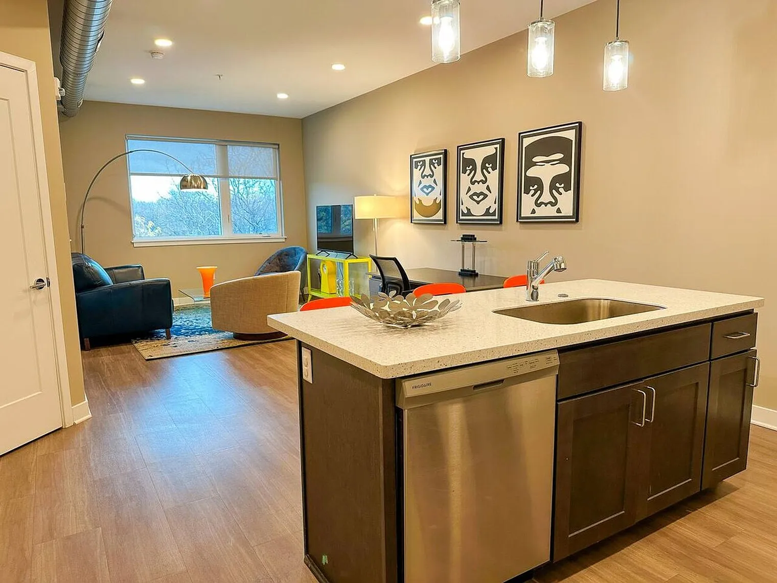 1 bed, 1.0 bath, $6,057 — Photo 3