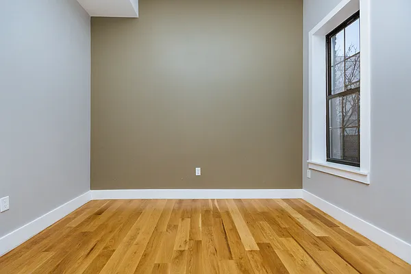 Rented by Nooklyn NYC LLC | media 50