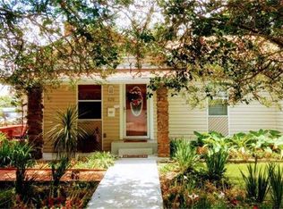 630 E Myrtle St, Angleton, TX 77515