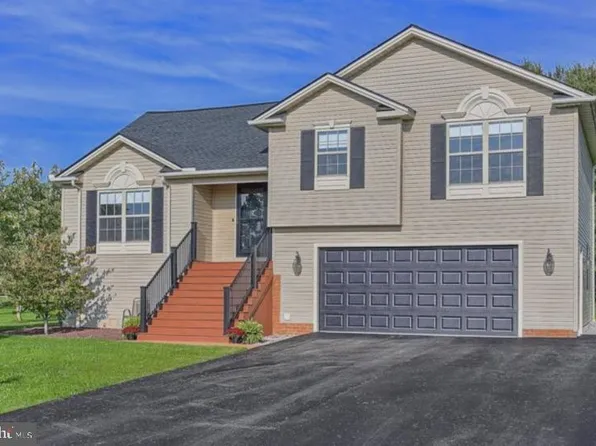 39 N Pheasant Way, Abbottstown, PA 17301