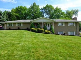 442 Ridge Rd, Greensburg, PA 15601