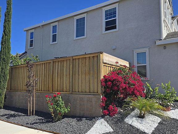 3rd image of 3159 Tostalinda Dr