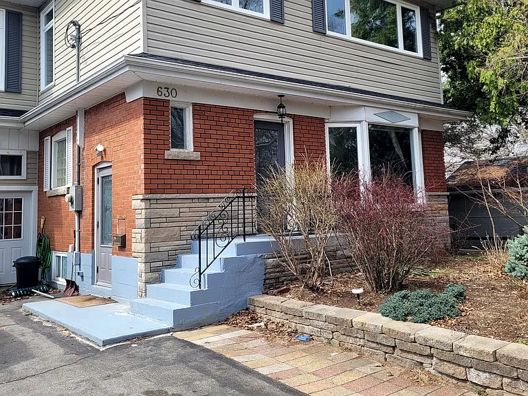 630 Drury Ln #UPPER — Photo 1