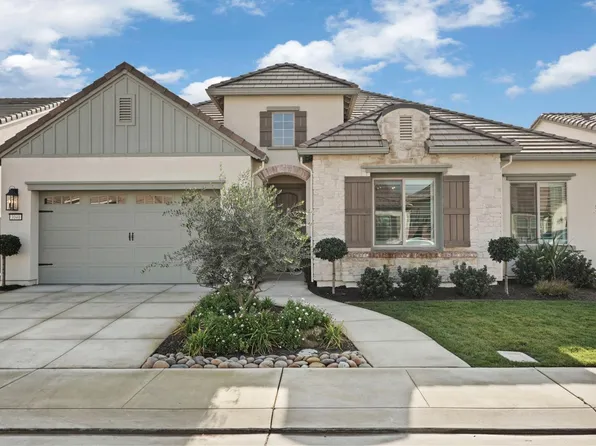 3040 Carrousel St, Lodi, CA 95242