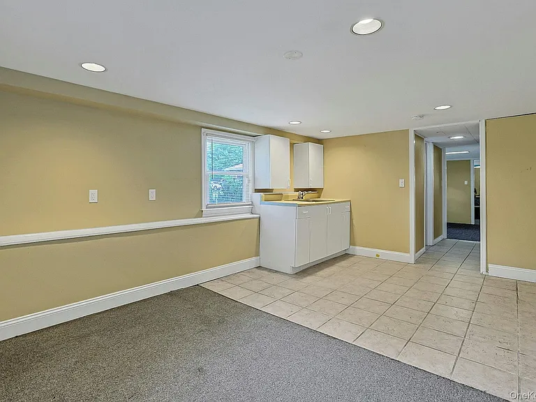24 Grover Ave — Photo 25