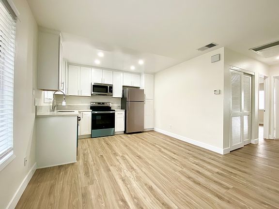 3rd image of 4532 36th St