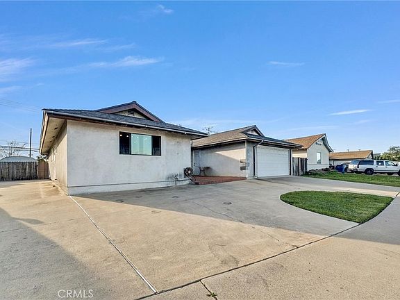 2nd image of 14331 Riata St