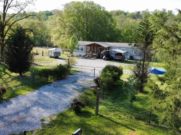 650 Refuge Rd, Ragland, AL 35131