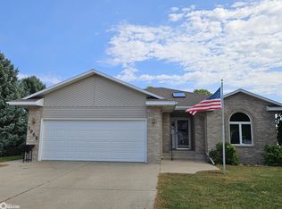 1068 Amy Ave, Carroll, IA 51401