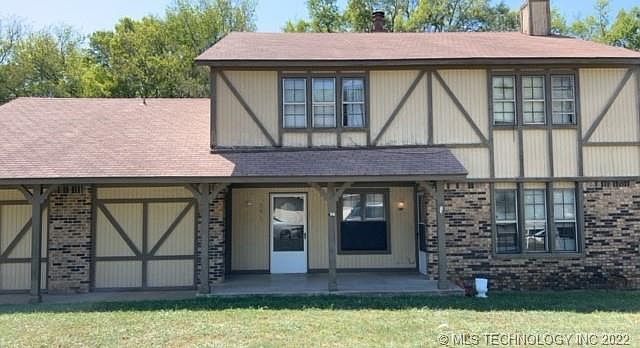 1st image of 789 Hilltop Ln