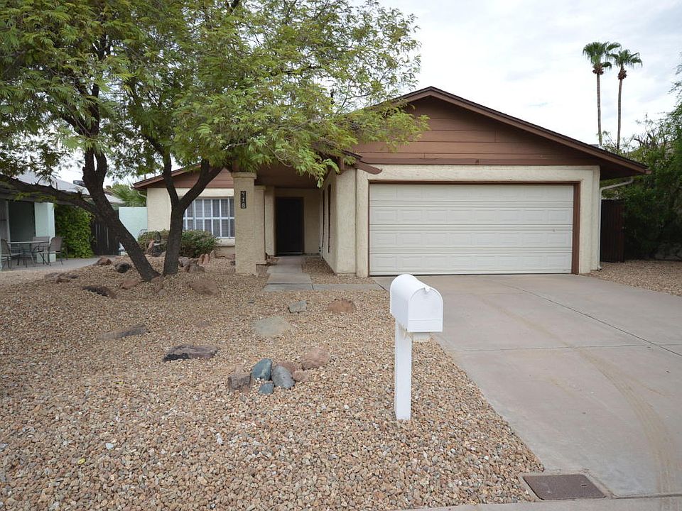 1st image of 918 N 87th Pl