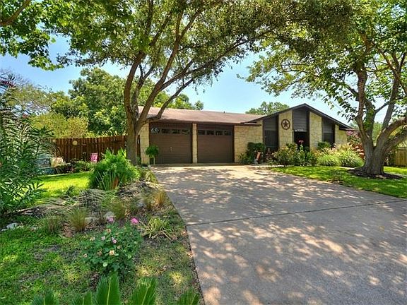 3rd image of 2306 Donna Dr