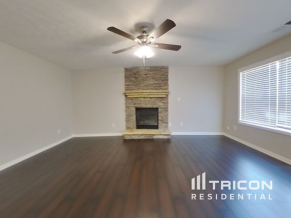 3rd image of 6141 Stanley Dr