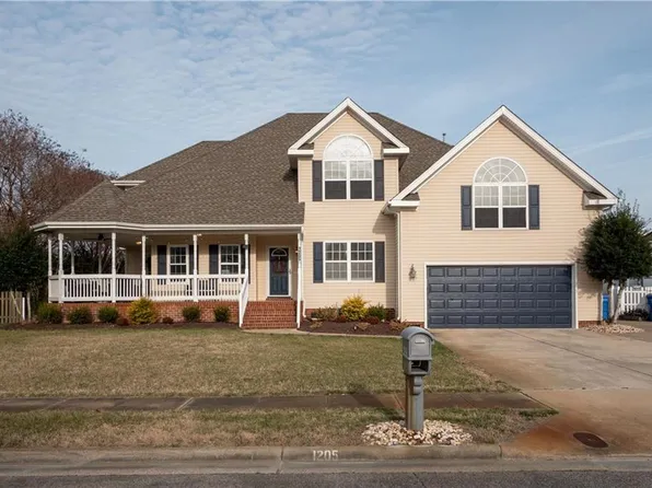 1205 Graver Ln, Chesapeake, VA 23322