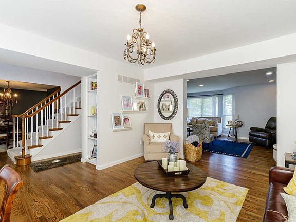 5th image of 1488 Asterwood Ct