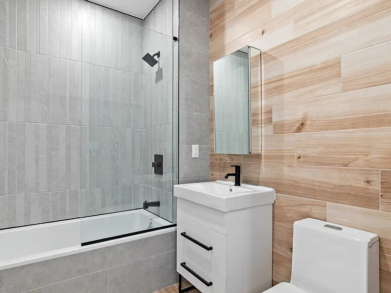 2913 Snyder Ave #4G — Photo 9