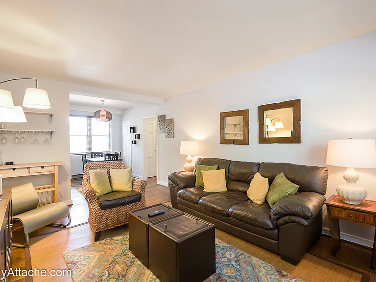 10 Ashby St — Photo 1