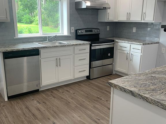 5th image of 9212 Southview Ln