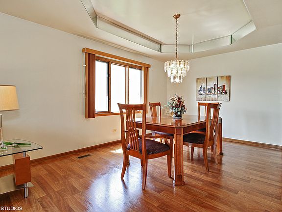 5th image of 22716 Lawndale Ave