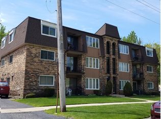 6027 103rd St UNIT 1, Chicago Ridge, IL 60415