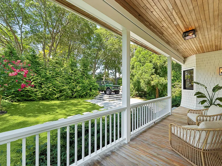 100 Cliff Dr — Photo 32