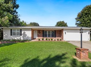 641 Falcon Dr, Sullivan, MO 63080