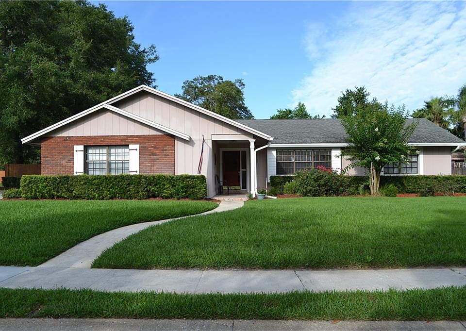 1st image of 364 W Hornbeam Dr