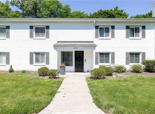 46 Lost Mountain Trl, Rochester, NY 14625