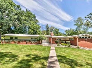 4131 Saint Thomas Dr, Gibsonia, PA 15044