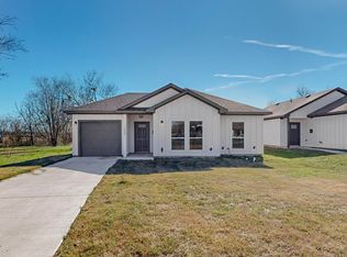 1309 E 11th Ave, Corsicana, TX 75110