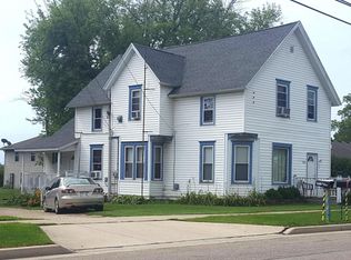 137 W Beloit St, Darien, WI 53114