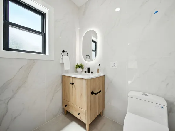 59 Waverly Street image 15 of 28