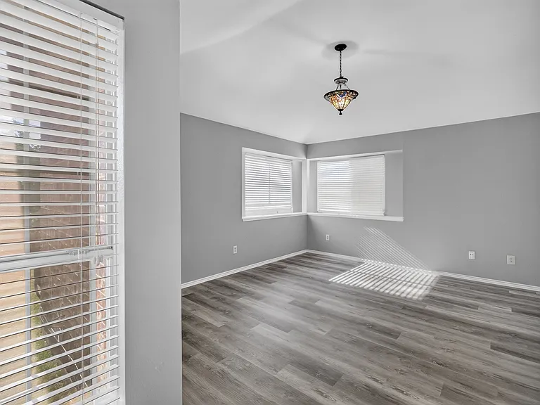 6318 Brookcrest Dr — Photo 20