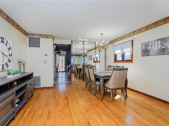 5th image of 688 N Railroad Ave