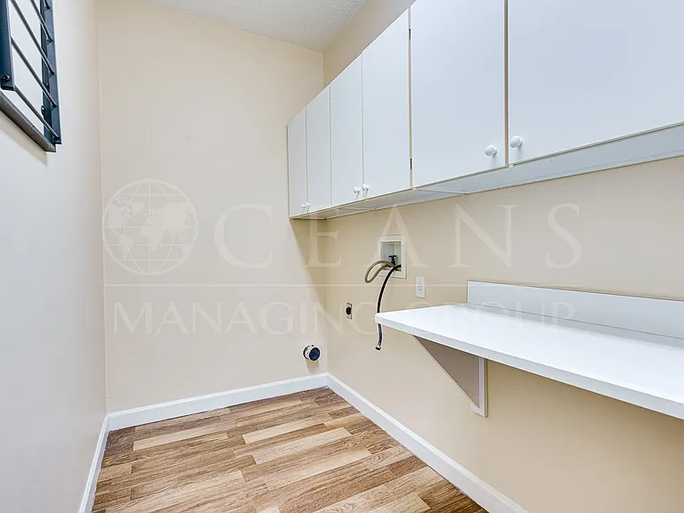 4013 Cree Dr — Photo 29