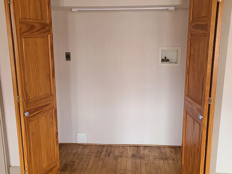 647 S Main St #2 — Photo 9